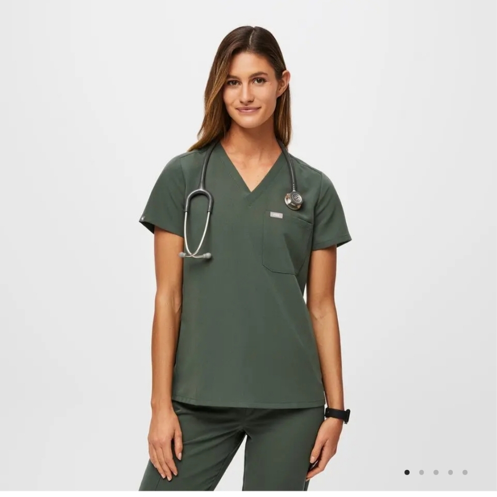 Figs Green Scrub Set
